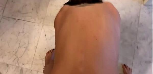  Skinny teen loves to fuck in the hotel